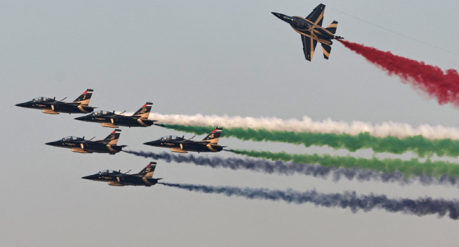 Indian Warplane Crashes At Dubai Airshow, Killing Pilot • Channels Television