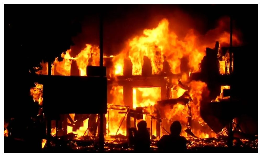 Properties worth millions of naira destroyed as fire ravages Ibadan market [PHOTO]