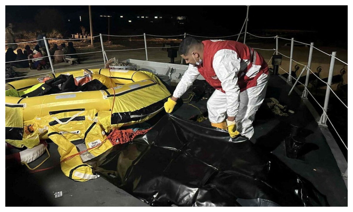 Four dead as two migrant boats capsize off Libyan coast
