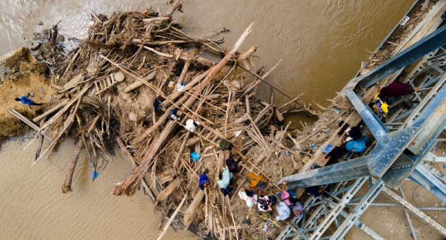 Indonesia Flood Death Toll Passes 1,000 — Rescuers • Channels Television
