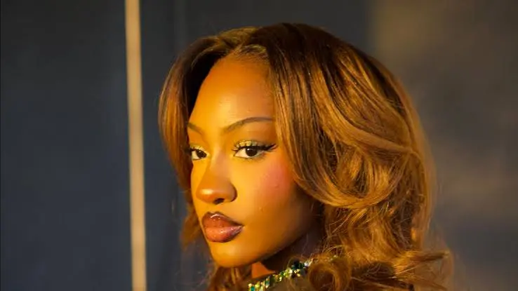 Tems under fire for declaring self 'Jesus baby' despite making secular music