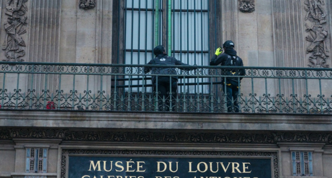 Louvre Installs Bars Over Robbed Gallery Window • Channels Television