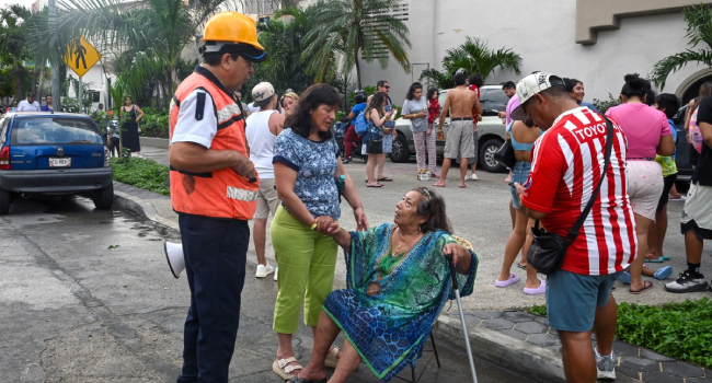 6.5 Magnitude Quake Shakes Mexico City • Channels Television