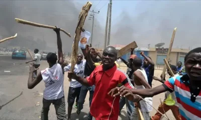 Panic in Lagos community as hoodlums engage in axe fight