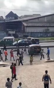 De⁠bt Dispute Turns Deadly in A⁠b‍a as Man Al‌legedly Stabs Friend, Gets Lynched by Mo⁠b