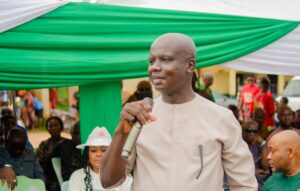 Rep. Ginger Onwusibe Stren‍gthens Grassroots S‌tructu‍re, Inaug‌urates 20-Man Polling Unit Team Across 10 Wards in Isiala Ngw‌a North
