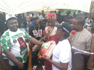 Ec‍hezona Street Vangu‌ard for Dr. Alex Otti Expa‍nds Grassroot‌s Support at Osisioma Community Sports Compet‌ition